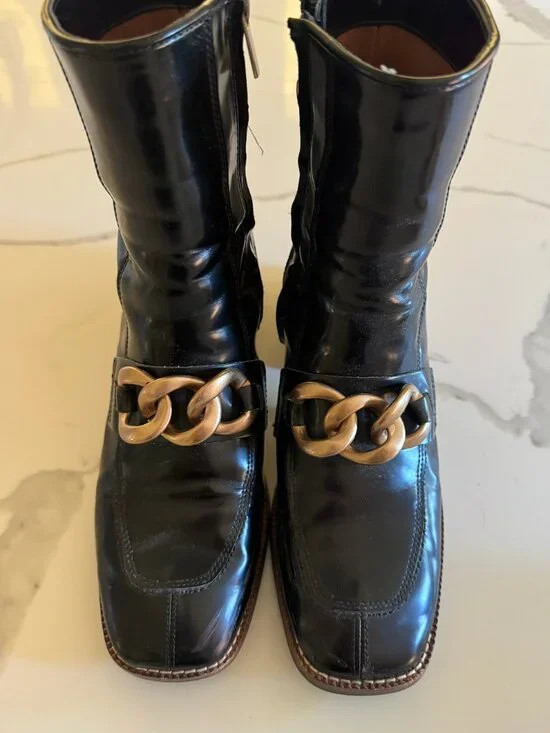 Steve Madden Loreen Black Boots with Gold Chain Detail, Size 8