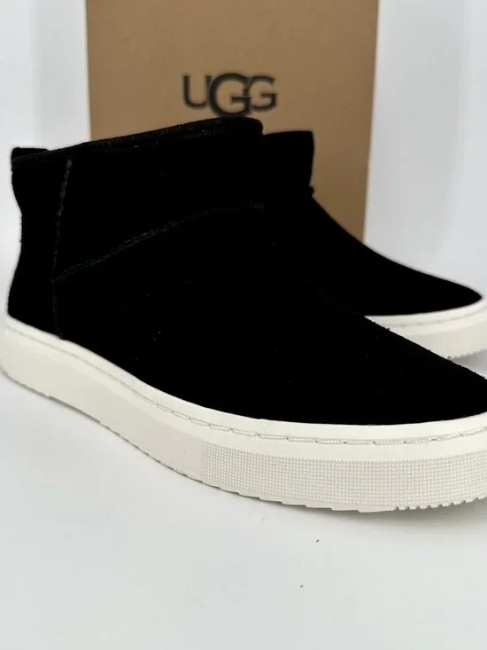 UGG Australia Women's Alameda Mini Boots Black sz 9 #1143786 NEW Bootie Sneakers