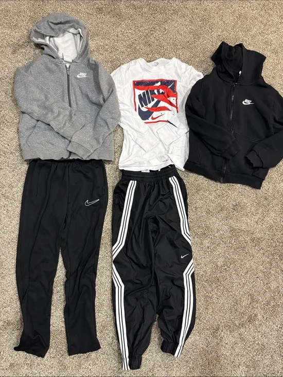 Nike Kids Black, Gray & White Activewear Set with Logo Tee