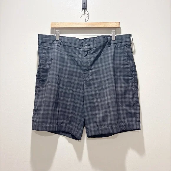 Nike Golf Men’s Charcoal/Black Checkered Plaid Active Casual Shorts 38
