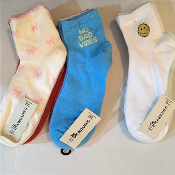 3 No Boundaries Ankle Socks, 3-Pack, Women's, Size 4-10