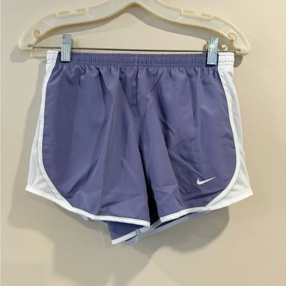 🔥NWT Nike Women's Purple Running Shorts🔥