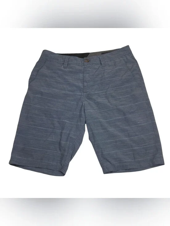 Volcom Men’s Slate Blue Striped Flat Front Shorts. Waist 31