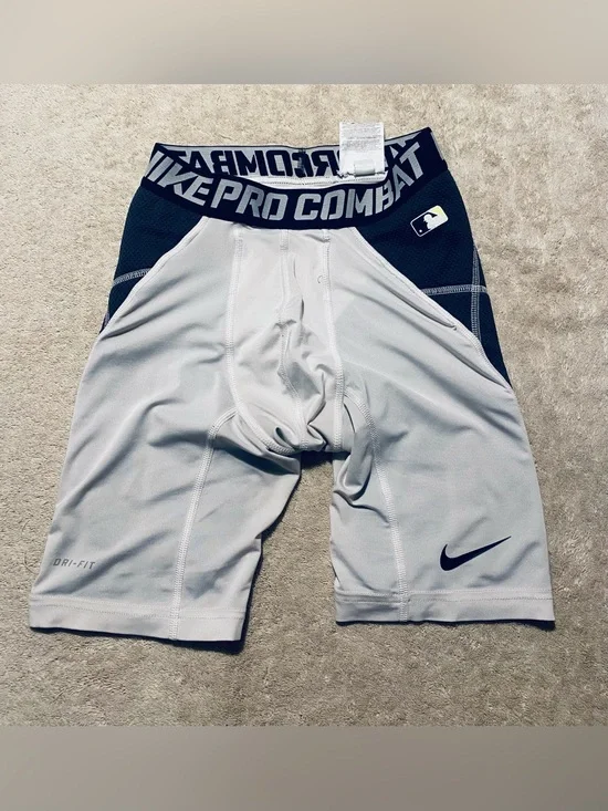 Padded Compression Shorts Nike baseball youth boys sliding shorts size Large