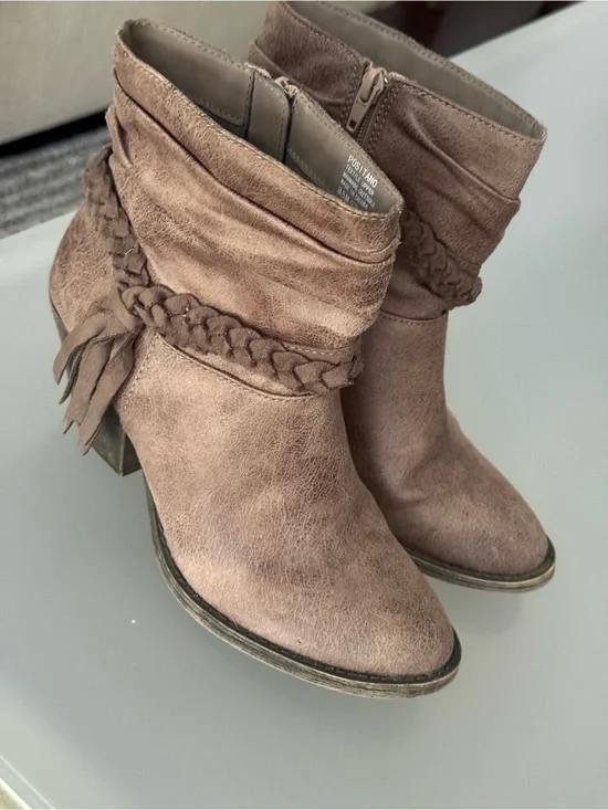 Jellypop Taupe Braided Ankle Booties