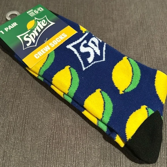 Sprite Adult Crew socks shoe size 6-13 NWT