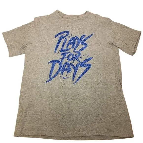 Nike shirt M