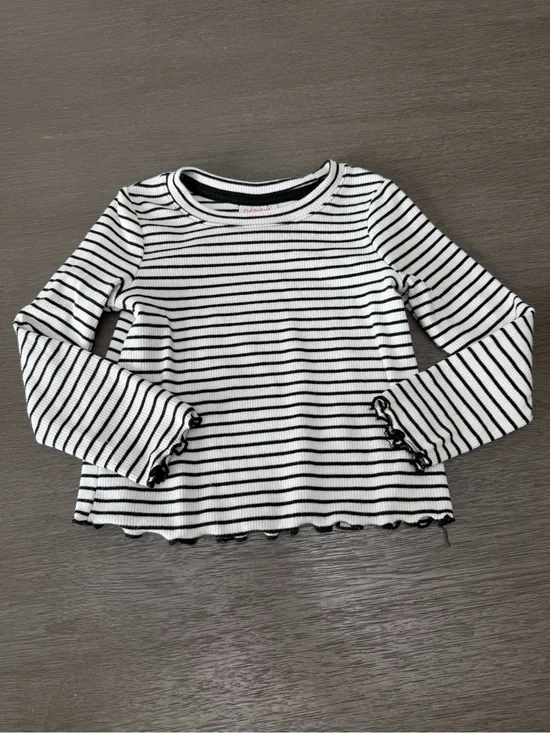 Cat & Jack Black & White Striped Ribbed Long-Sleeve Top