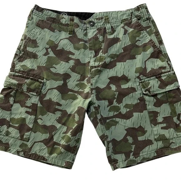 Volcom Camo Cargo Shorts Mens 34 Utility Skater‎ Streetwear Grunge Y2K Military