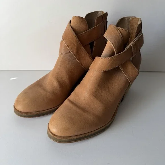 Eileen Fisher Women's 8.5 Boots Booties Brown Tan Leather Boho Cowgirl Country