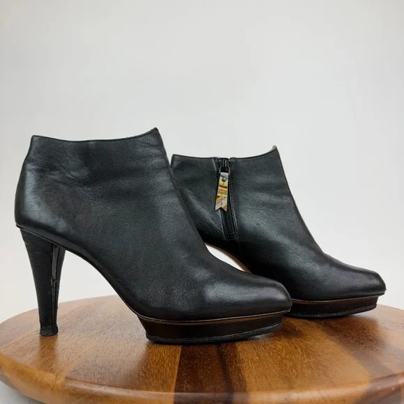 Womens Paul Smith Black Leather Heeled Ankle Booties‎ Boots Size 40 US 10 M GUC