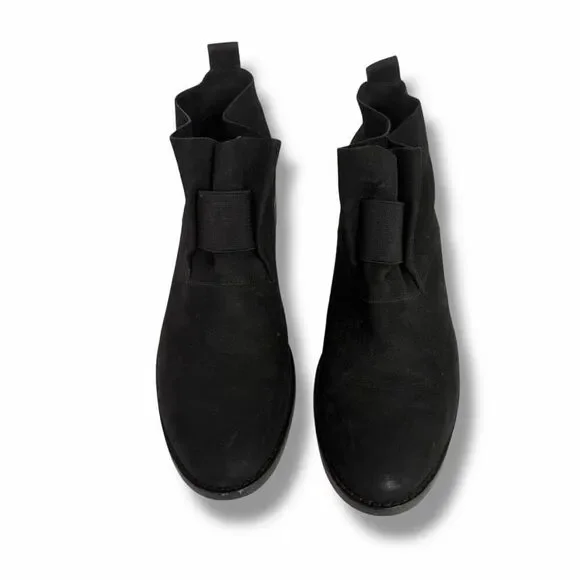 Eileen Fisher Women’s 8.5 Black Slip On Bootie Leather