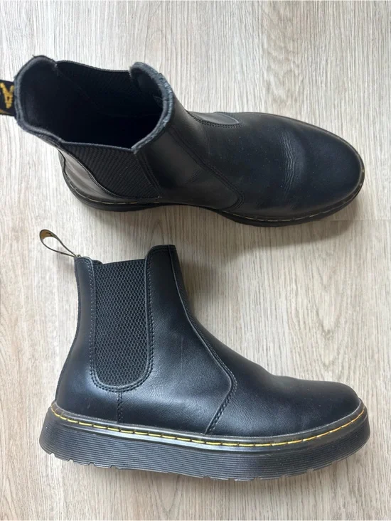 Dr. Martens Dorrian Black Leather Chelsea Boots Ankle Lug Sole Pull On Size 8