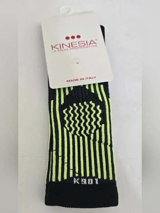 brand new KINESIA k901 Gymnastics Compression Half Socks OS Black Stripes Italy