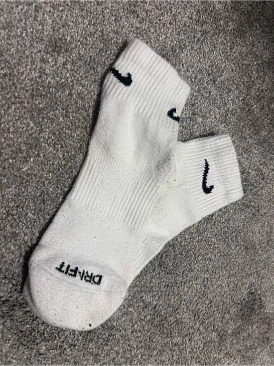 Women's Nike dri fit socks