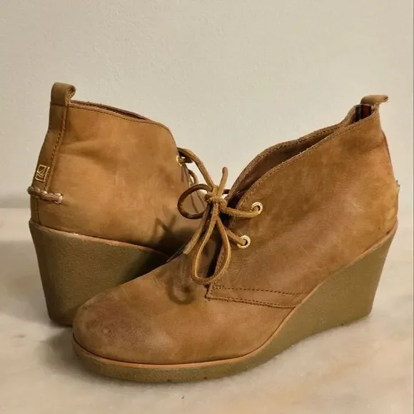 Sperry Harlow Burnished Leather Wedge Bootie in Cognac Brown 9