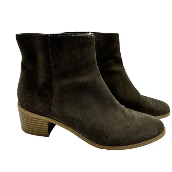 Clarks‎ Breccan Myth Suede Ankle Boots Khaki Olive Size 7.5