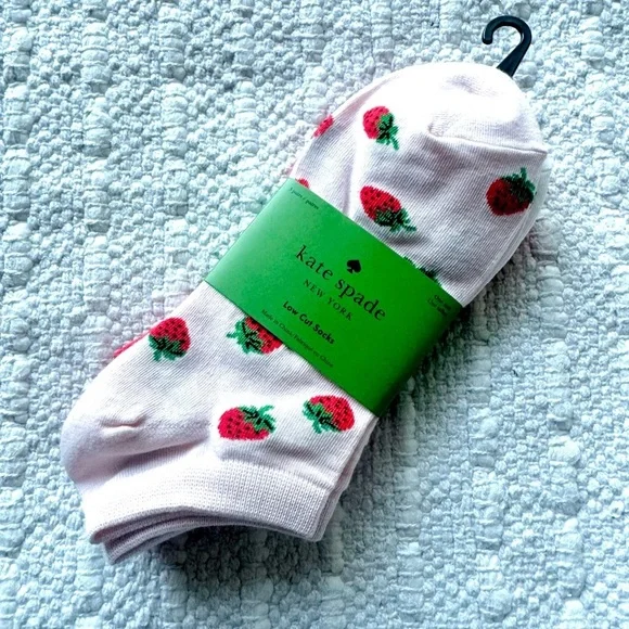 New Kate Spade 3 pairs low cut socks strawberry theme