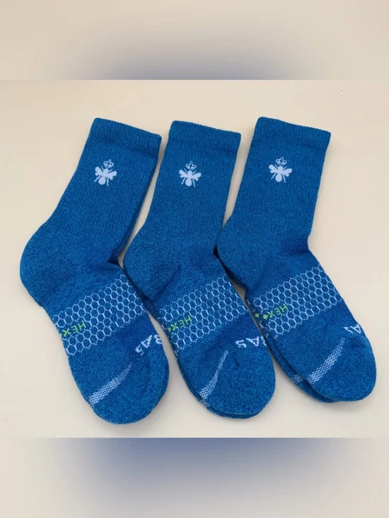 Bombas Blue Hex tech Performance Crew Socks Size Medium 3 pairs New without tags