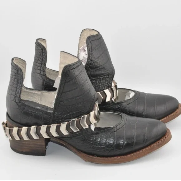 Freebird‎ Blade Booties 6 Black Excellent Croc Embossed Leather Cutout Harness