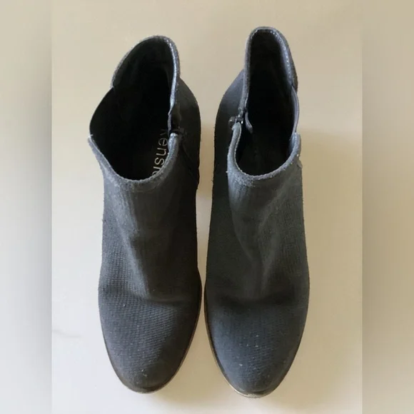 Womens Kensie Gray Booties Size 7.5 OB3