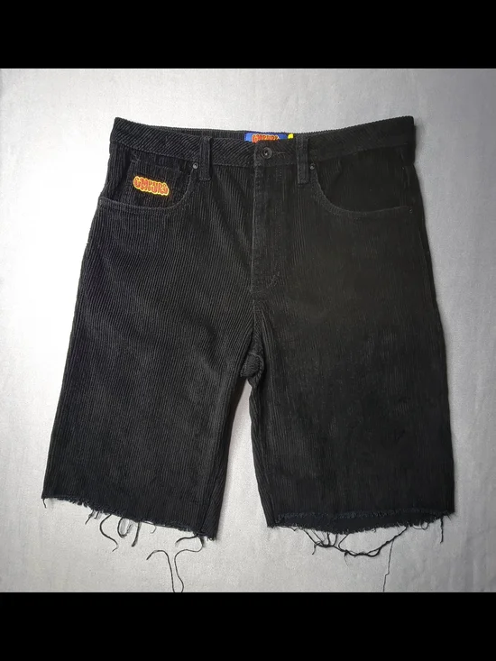 EMPYRE mens Black Corduroy Shorts  Waist Tag Size 32