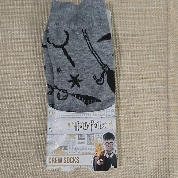 Harry Potter Grey Crew Socks - Wizarding World