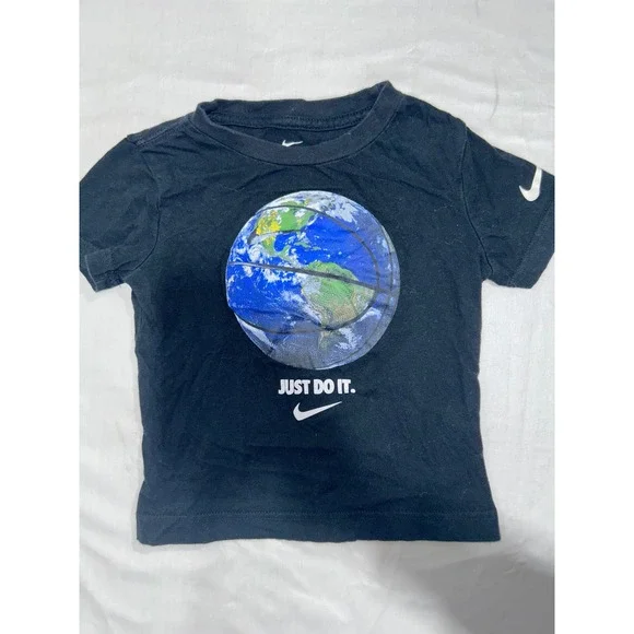 Nike Boys Black Earth Basketball Just Do‎ It Graphic Tee Shirt 3T Athletic Cut