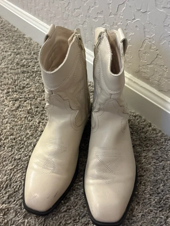 Zara Cream Western-Style Ankle Booties