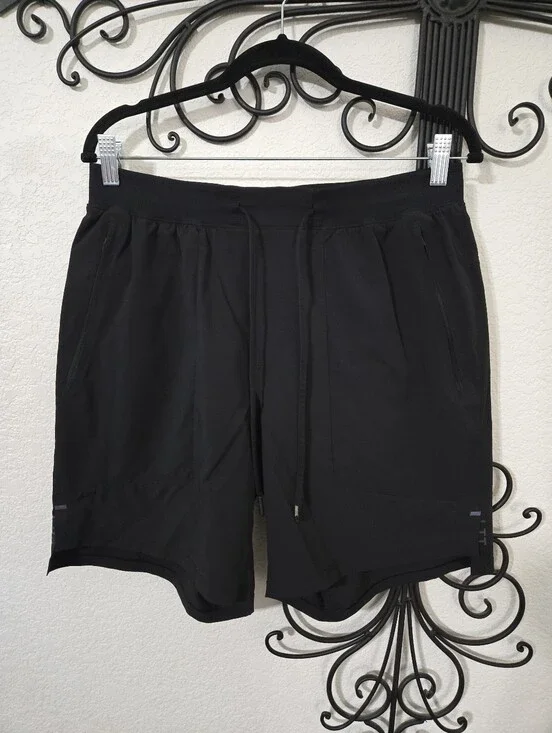 LULULEMON License To Train Shorts | L