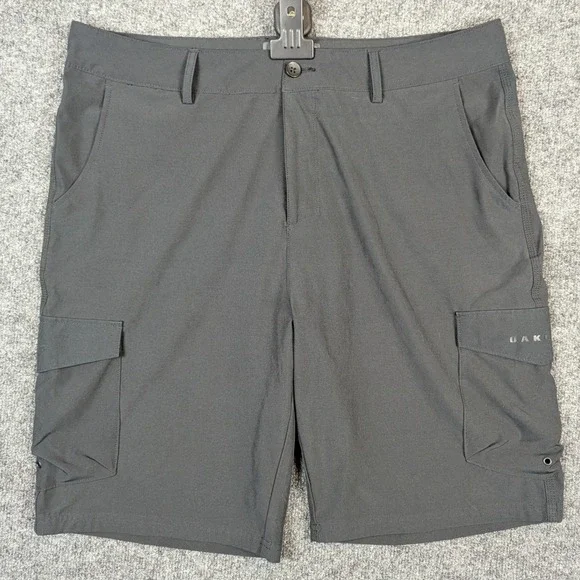 Oakley Hydrolix Mens Moisture Wicking Athletic Cargo Shorts Black Regular Fit 36