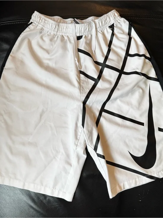 Nike Men’s White Athletic Shorts with Black Graphic
