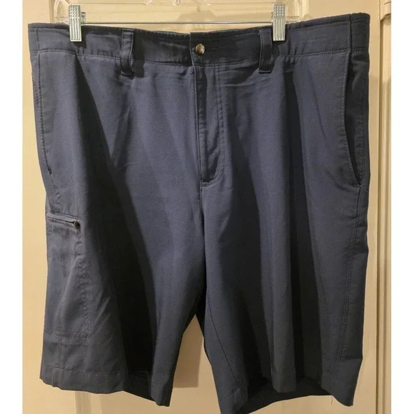 Callaway   Men's Navy Shorts  SZ 38