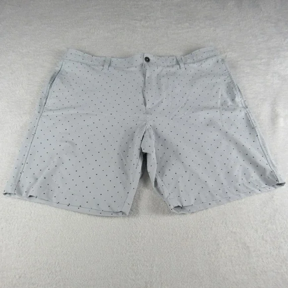 Under Armour UA‎ Printed Golf Shorts Mens Size 40 Gray Geometric Print