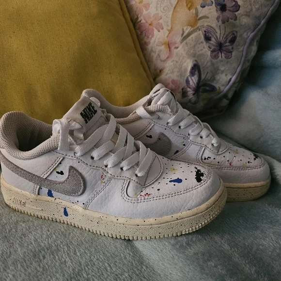 Nike Paint Splatter and White Sneakers Classic Design