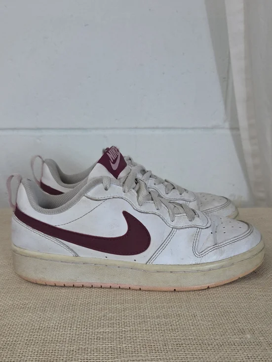 Nike Court Borough Low-Top Sneakers White with Maroon Swoosh 4.5Y