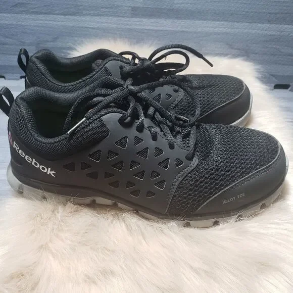 Reebok sublite alloy toe Women's sneakers