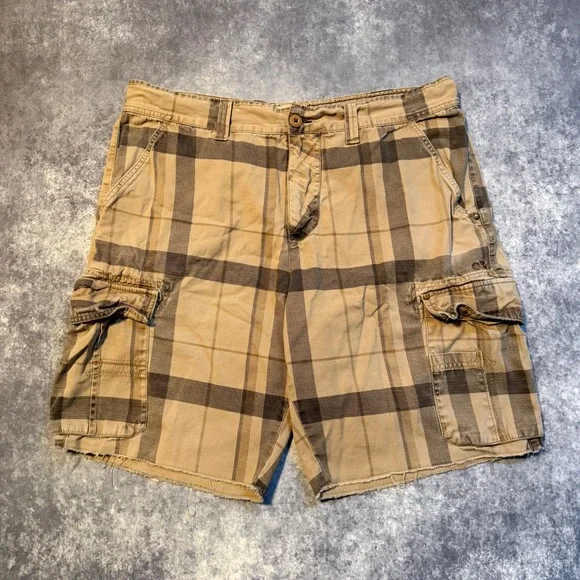 Y2K OP Ocean Pacific Mens Plaid Cargo Shorts Brown Tan Size 40‎ Cut Off Hem Surf
