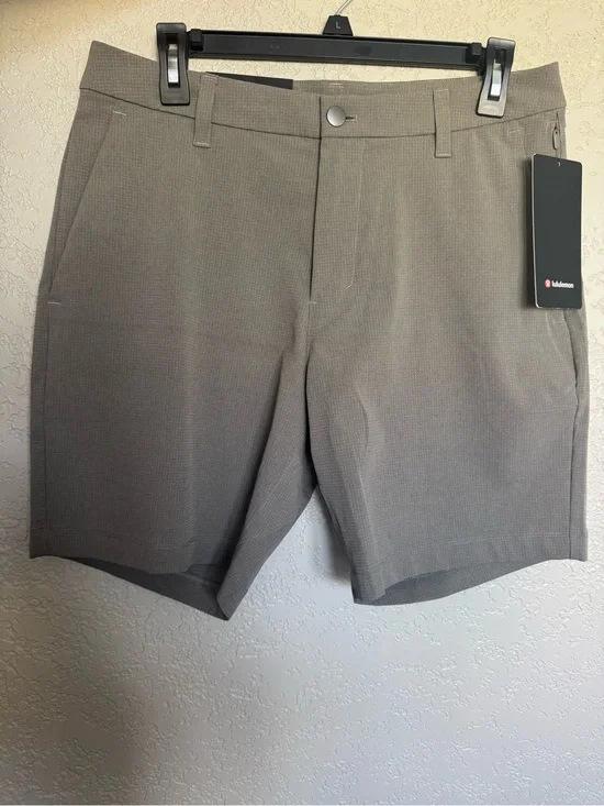 Lululemon Men's Taupe Performance Flat-Front Shorts
