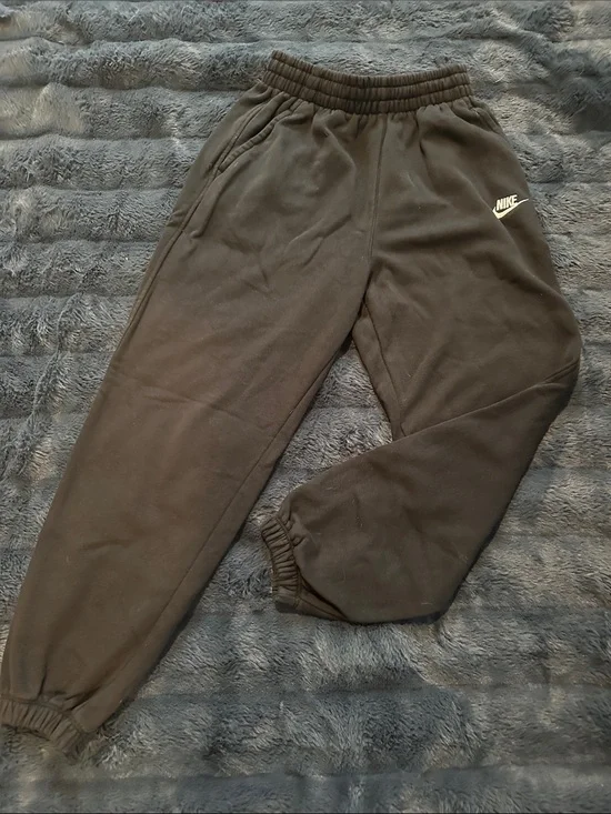 Nike Kids Black Jogger Sweatpants with White Logo