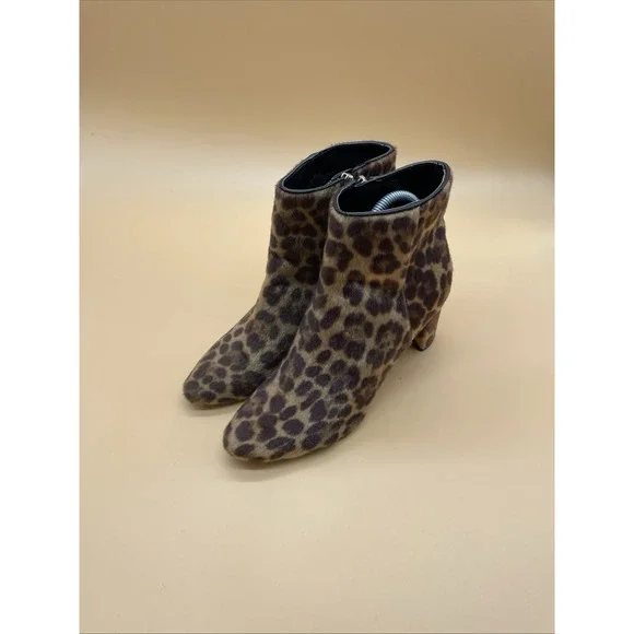 Nine West Faux Fur Cheetah Heeled Boots Size 8 M‎