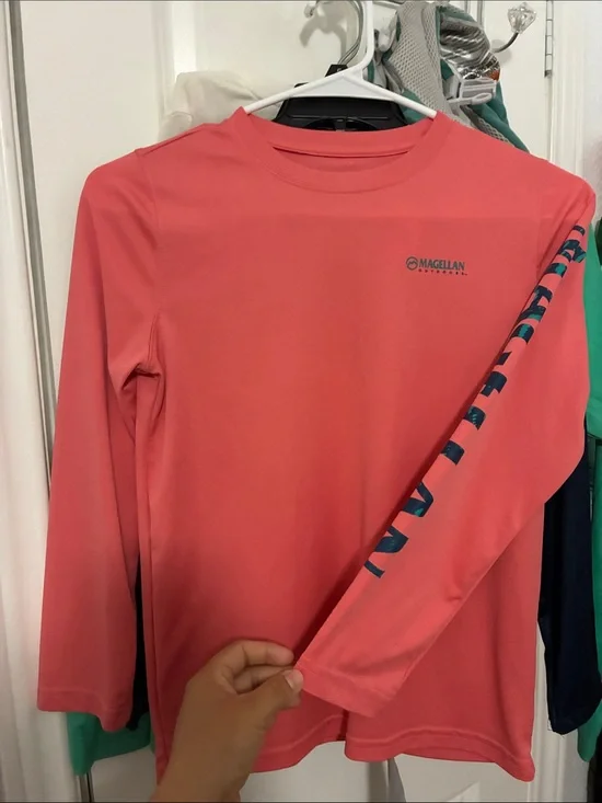 Magellan Outdoors Coral Long Sleeve Performance Tee