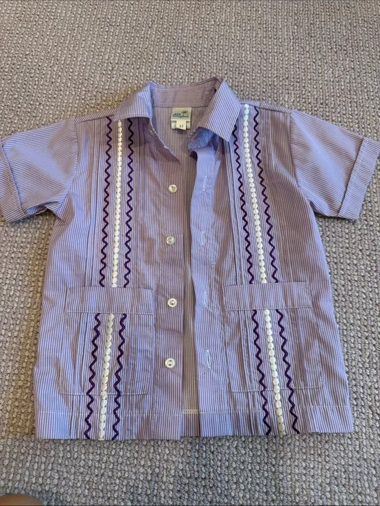 Kids Short-Sleeve Purple Embroidered Button-Down Guayabera