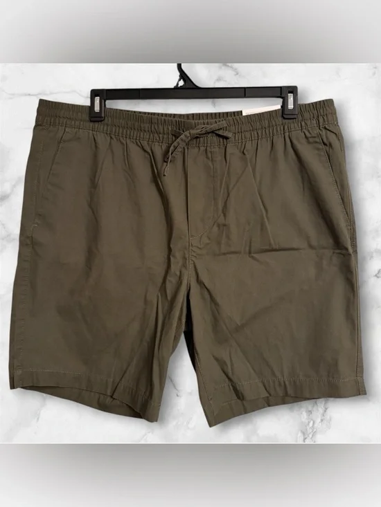 H&M Men's XL Olive Green Drawstring Shorts