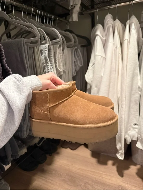 UGG Mini Platform Boots