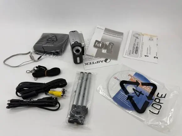 Aiptek Pocket DV 5100M 5MP Digital Camcorder New Missing Rubber Port Cover