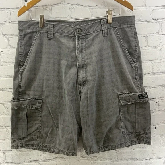 Wrangler Cargo Shorts‎ Mens Sz 36 Gray Casual Hiking Camping