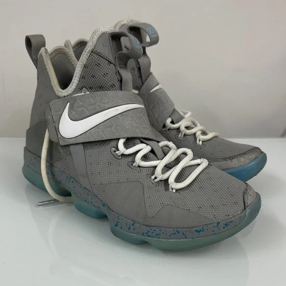 Nike LeBron 14 MAG Marty Mcfly Edition Matte Silver White  Lace Up 7 Y