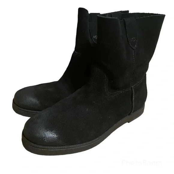 UGG Josefene Short Water Resistant Suede Boots Size US 7.5 In Black