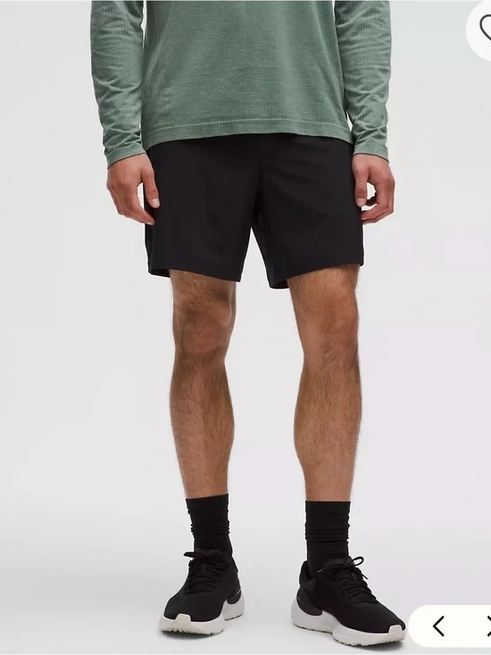 lululemon athletica Men's Black Pace Breaker Short 7